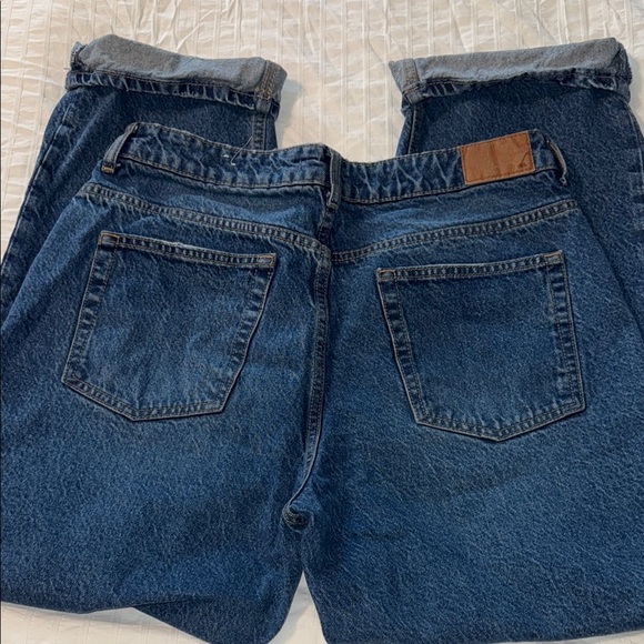 Zara Blue Relaxed Denim with Faded Finish - Picture 5 of 7